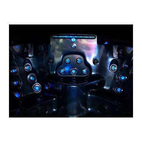 Xtreme LED w/GLO jet and control lighting